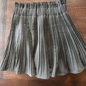 Zara paper bag waist skirt!  Medium.